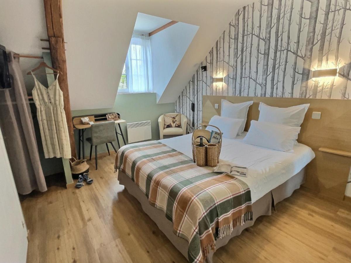 Logis Hotel Du Cygne Bracieux Eksteriør bilde