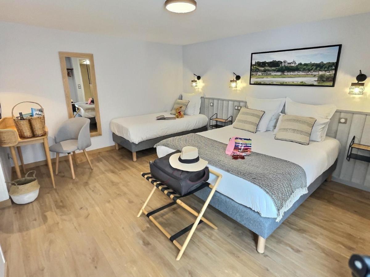 Logis Hotel Du Cygne Bracieux Eksteriør bilde