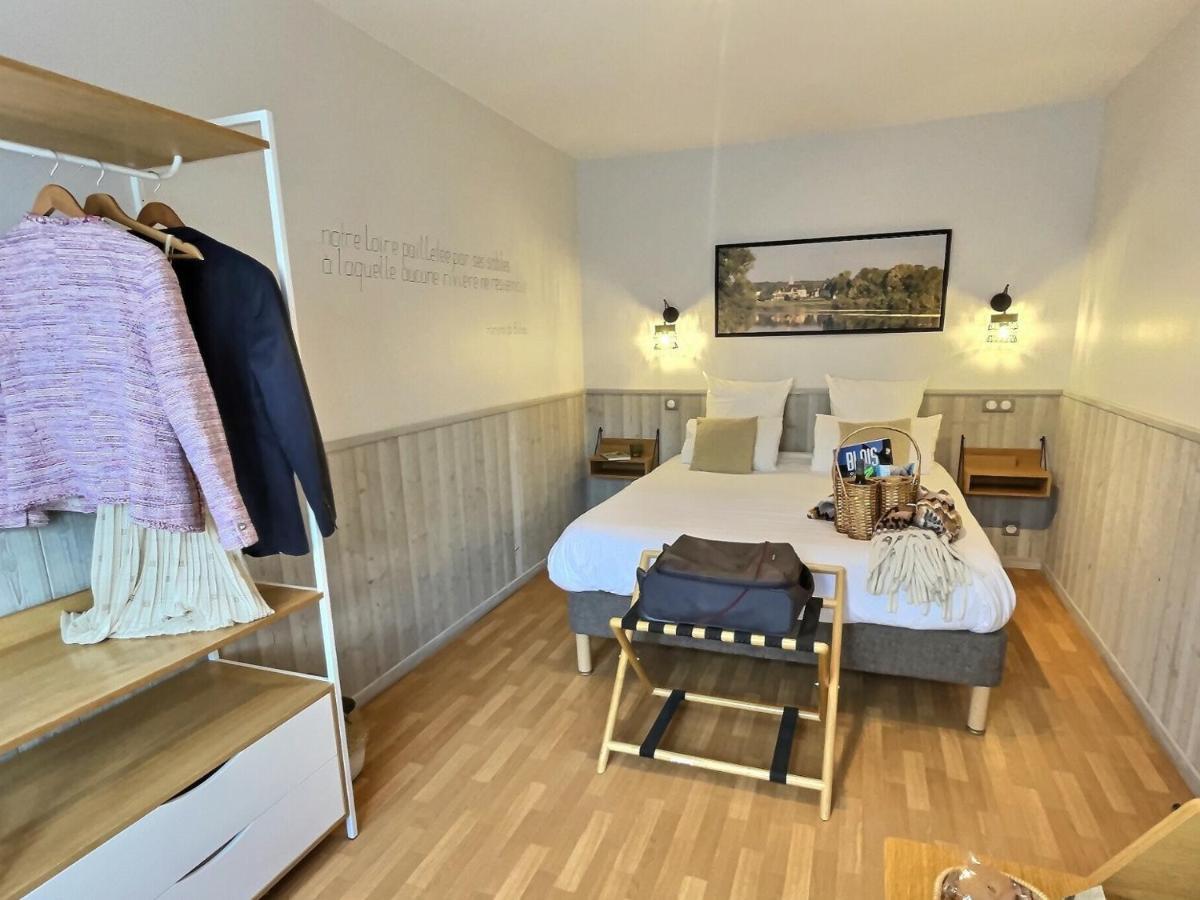 Logis Hotel Du Cygne Bracieux Rom bilde