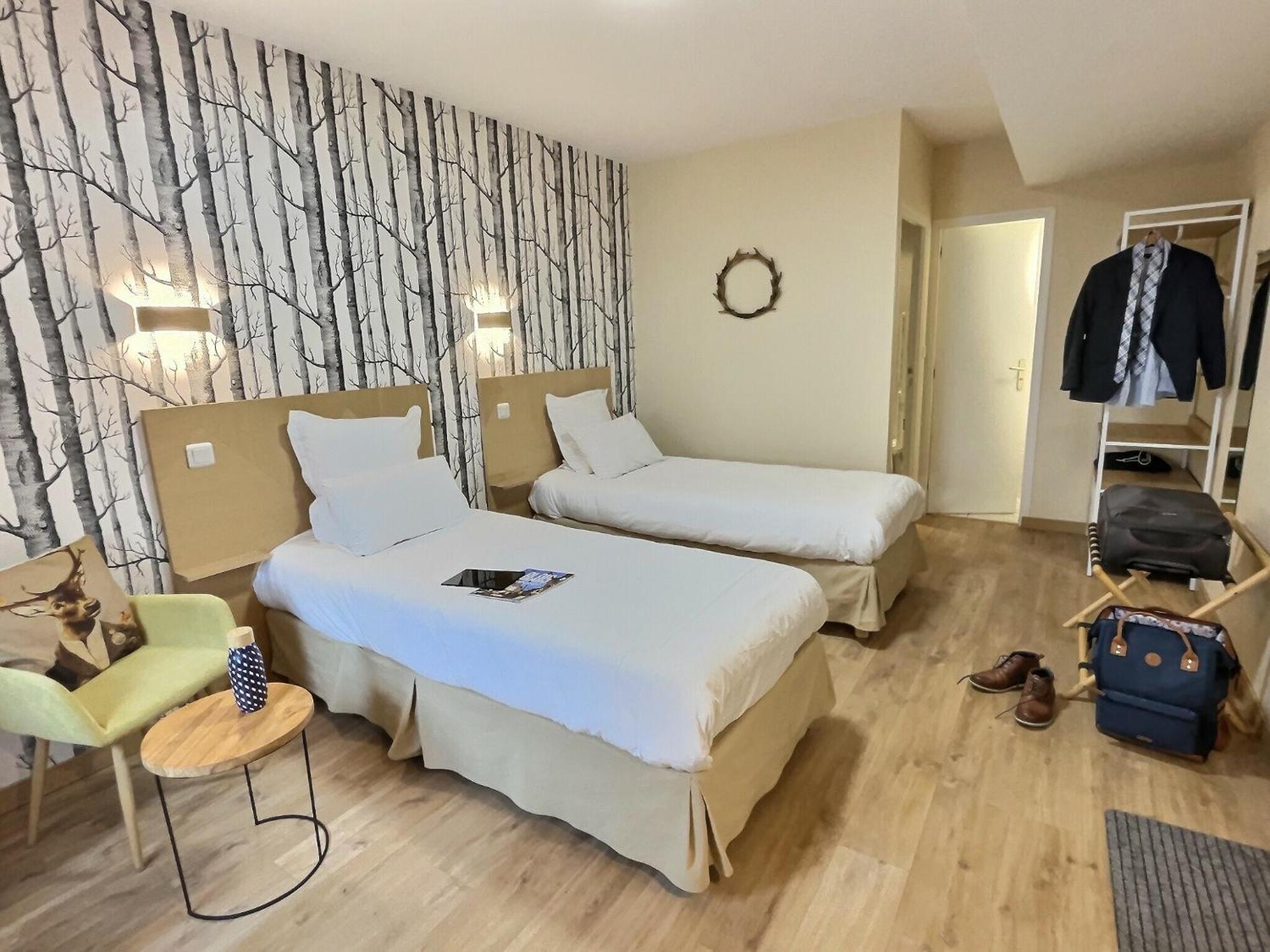 Logis Hotel Du Cygne Bracieux Rom bilde
