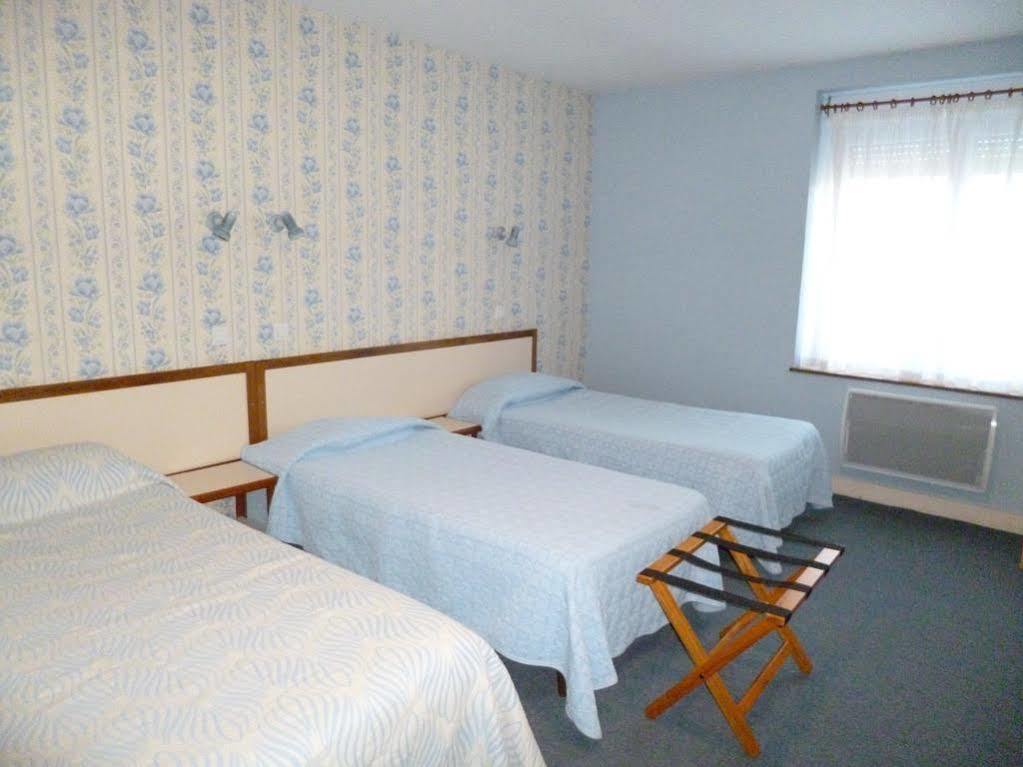 Logis Hotel Du Cygne Bracieux Eksteriør bilde